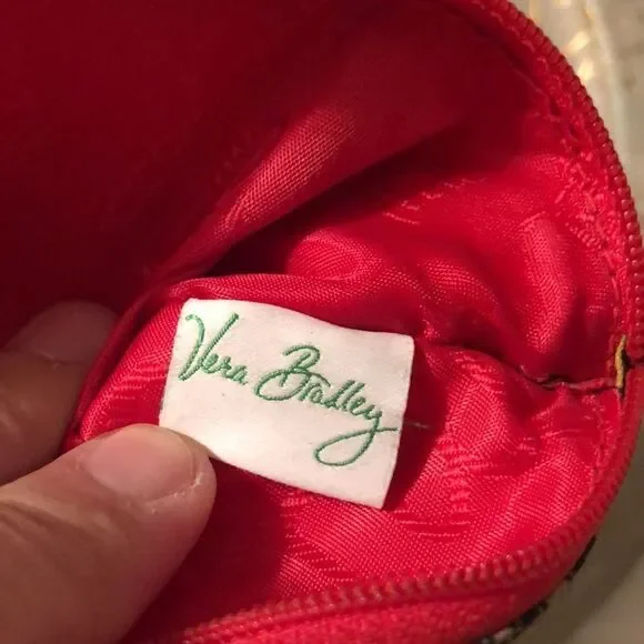 𝑽𝒆𝒓𝒂 𝑩𝒓𝒂𝒅𝒍𝒆𝒚 From A to Vera Logo Frill Magnetic Double Zip Wallet - Picture 13 of 13